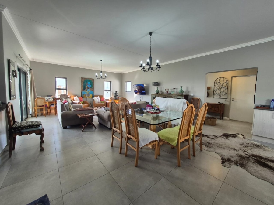 3 Bedroom Property for Sale in Sunningdale Western Cape